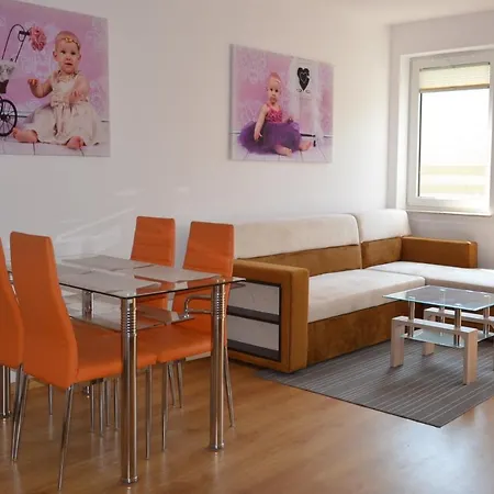 Apartamenty Olenka Ustka Exterior photo